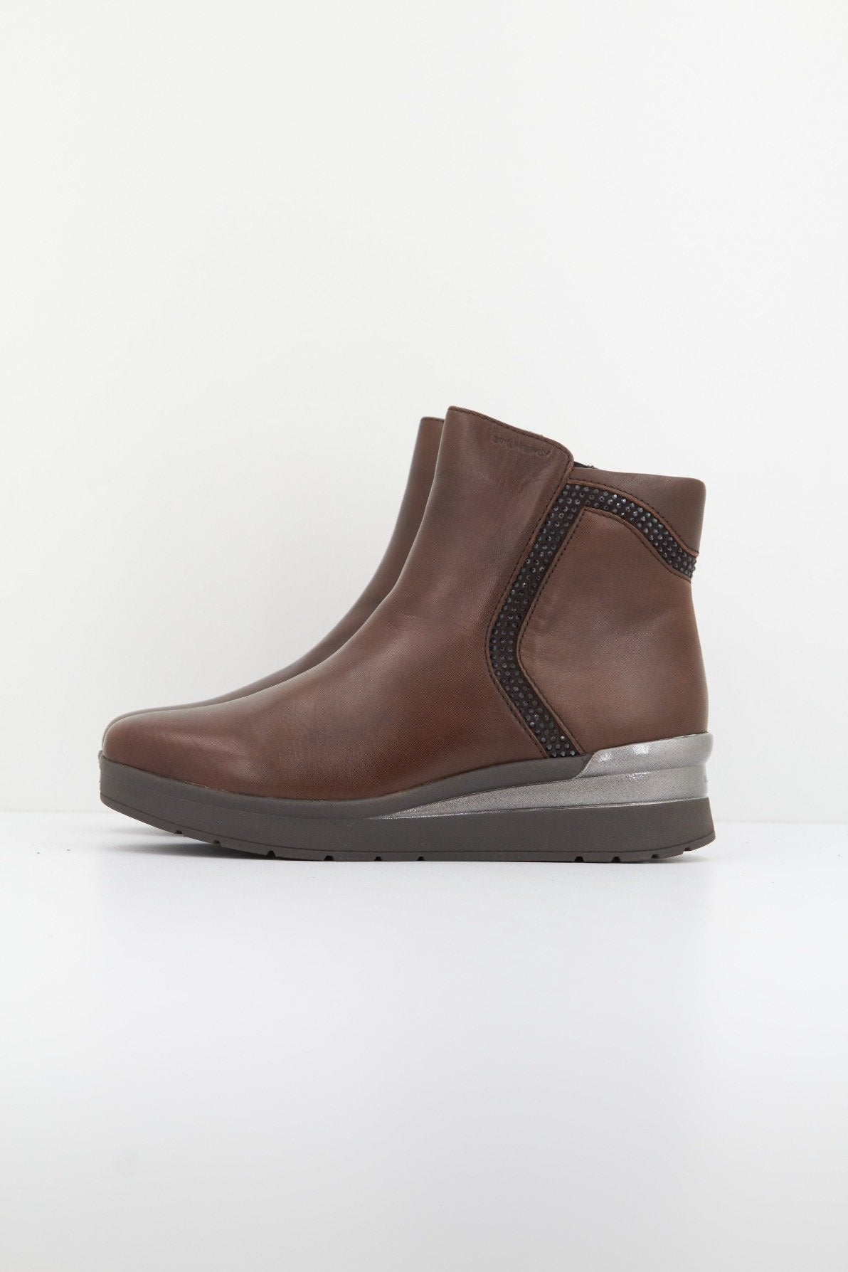 STONEFLY CREAM NAPPA LTH en color MARRON (1)