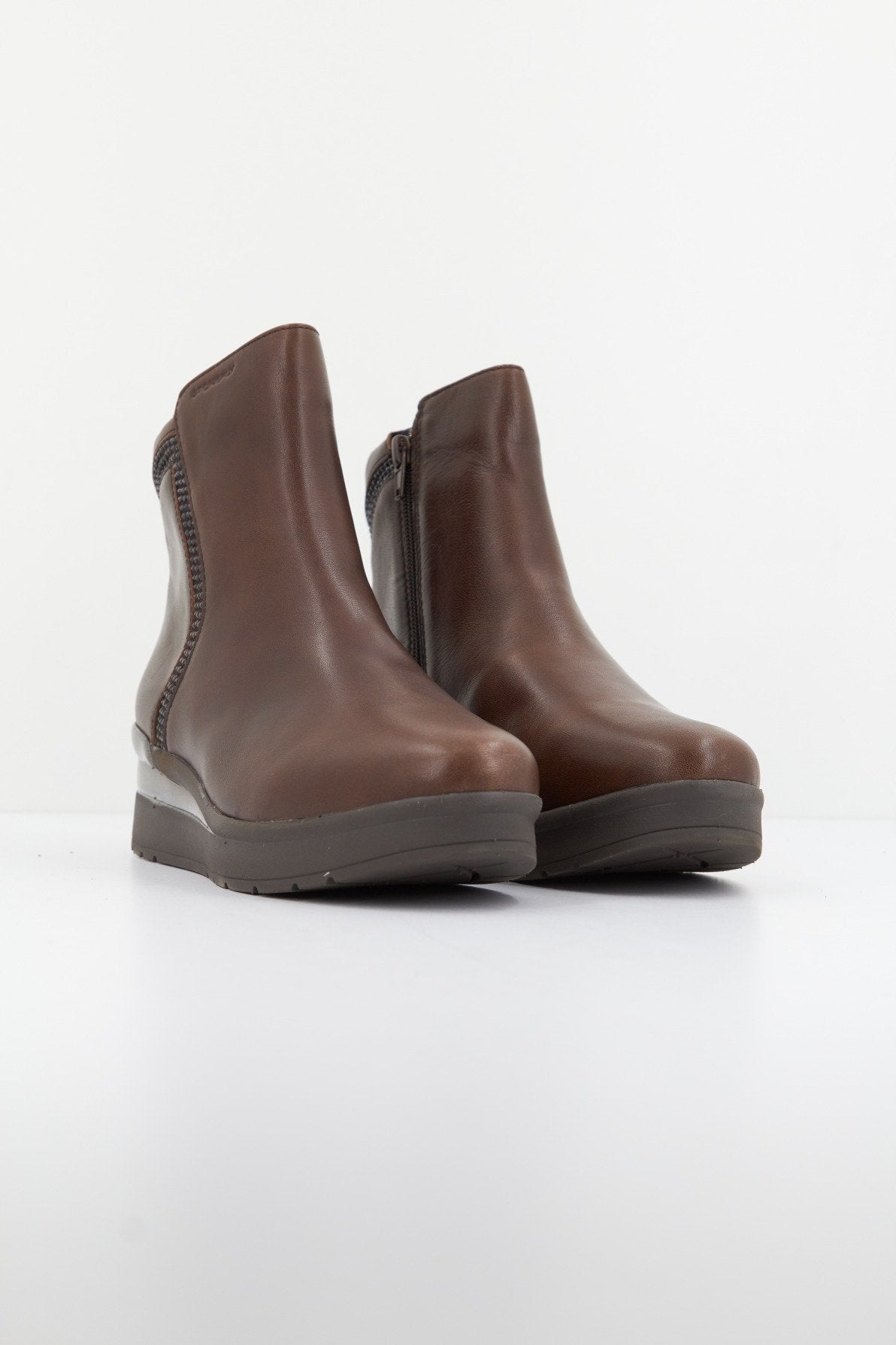 STONEFLY CREAM NAPPA LTH en color MARRON (2)