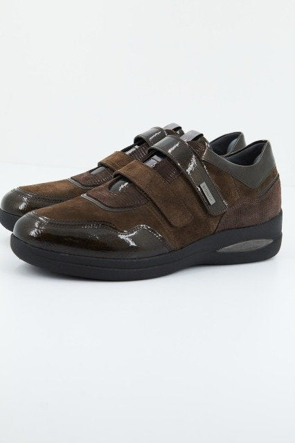 STONEFLY AURORA VELOUR en color MARRON (1)