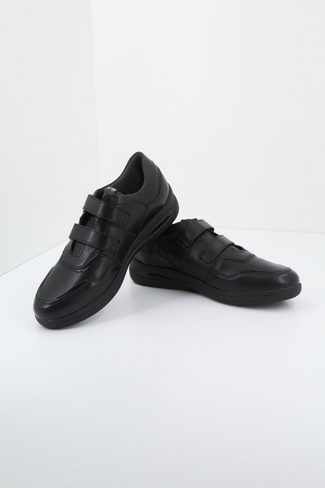 STONEFLY AURORA NAPPA LTH en color NEGRO (4)
