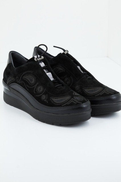 STONEFLY CREAM VELOUR en color NEGRO (2)