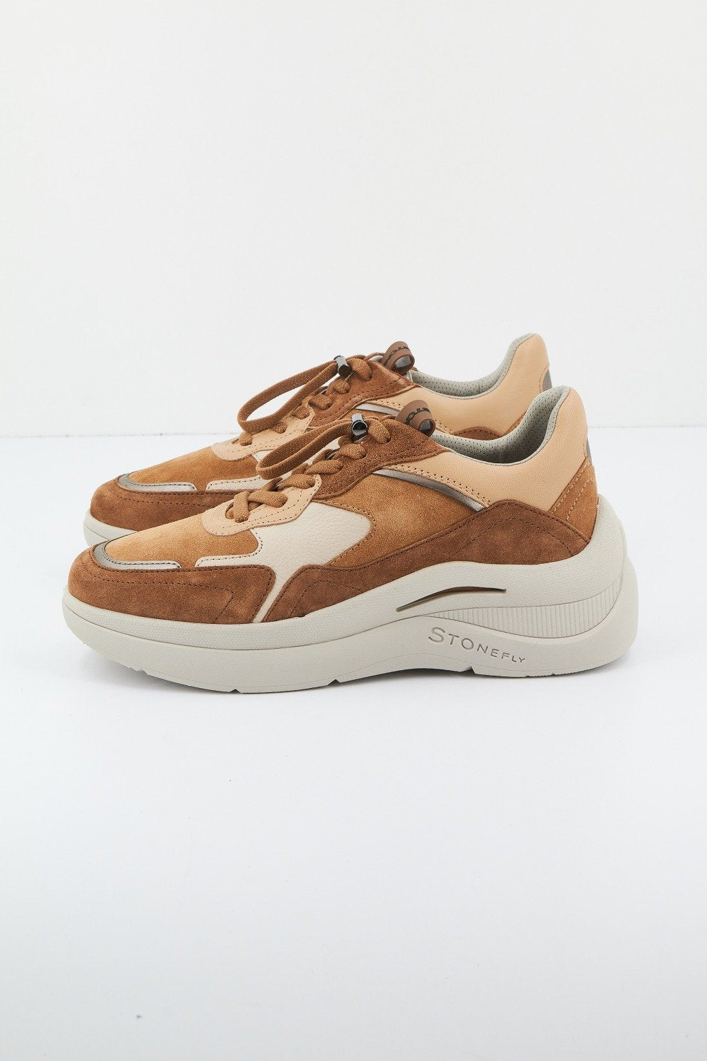 STONEFLY ROCHA VELOUR/S. NAPPA en color MARRON CLARO (2)