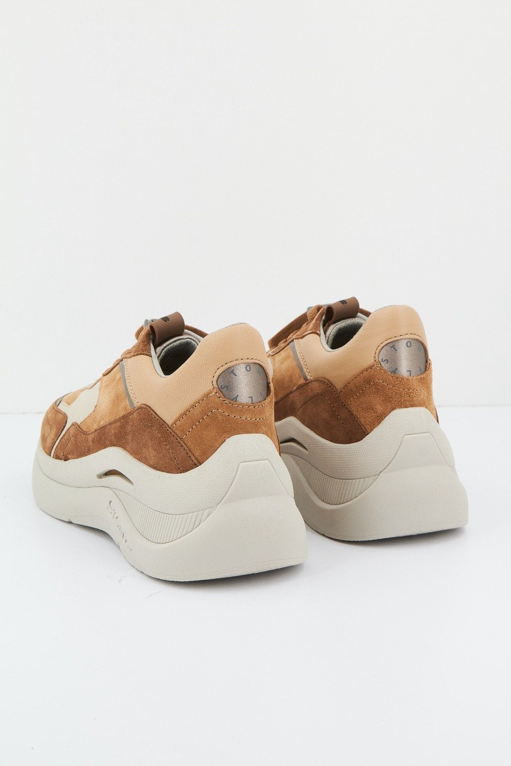 STONEFLY ROCHA VELOUR/S. NAPPA en color MARRON CLARO (3)