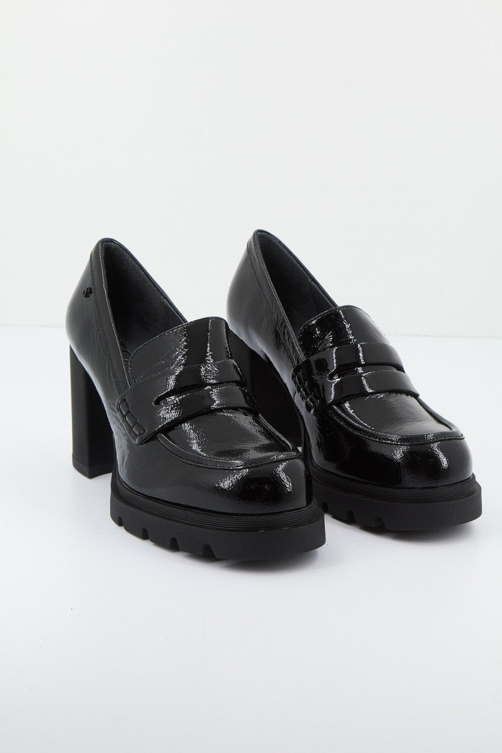 STONEFLY OXA PATENT LTH en color NEGRO (1)