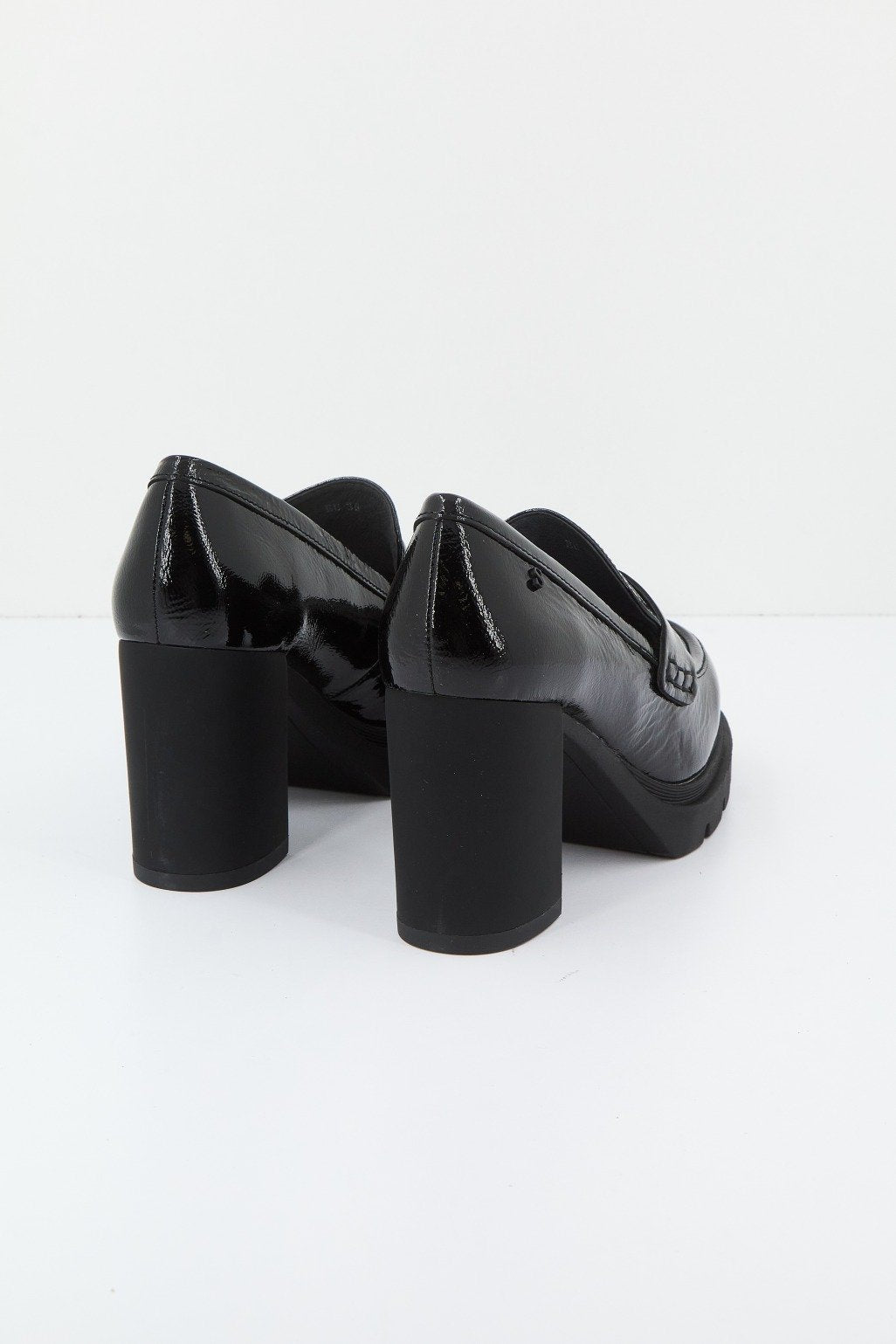 STONEFLY OXA PATENT LTH en color NEGRO (3)