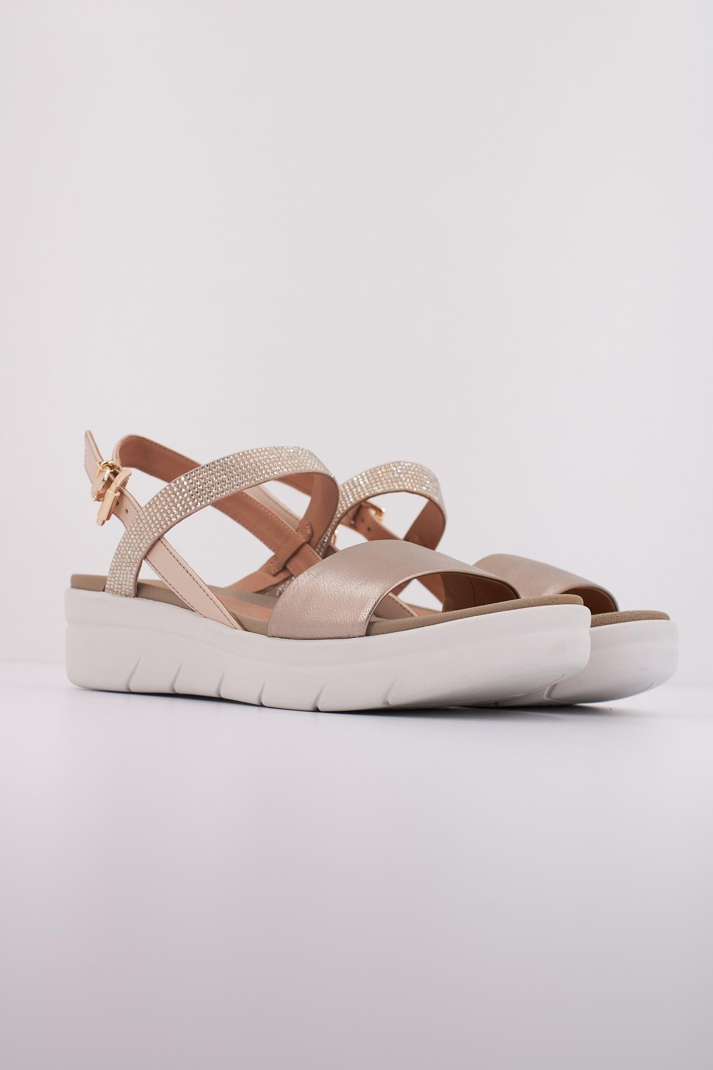 STONEFLY AQUA III NAPPA LTH en color ORO (2)