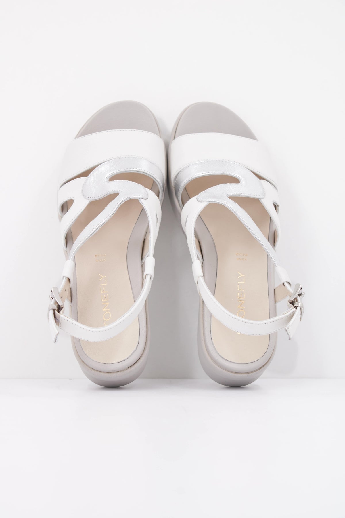 STONEFLY AQUA III en color BLANCO (3)