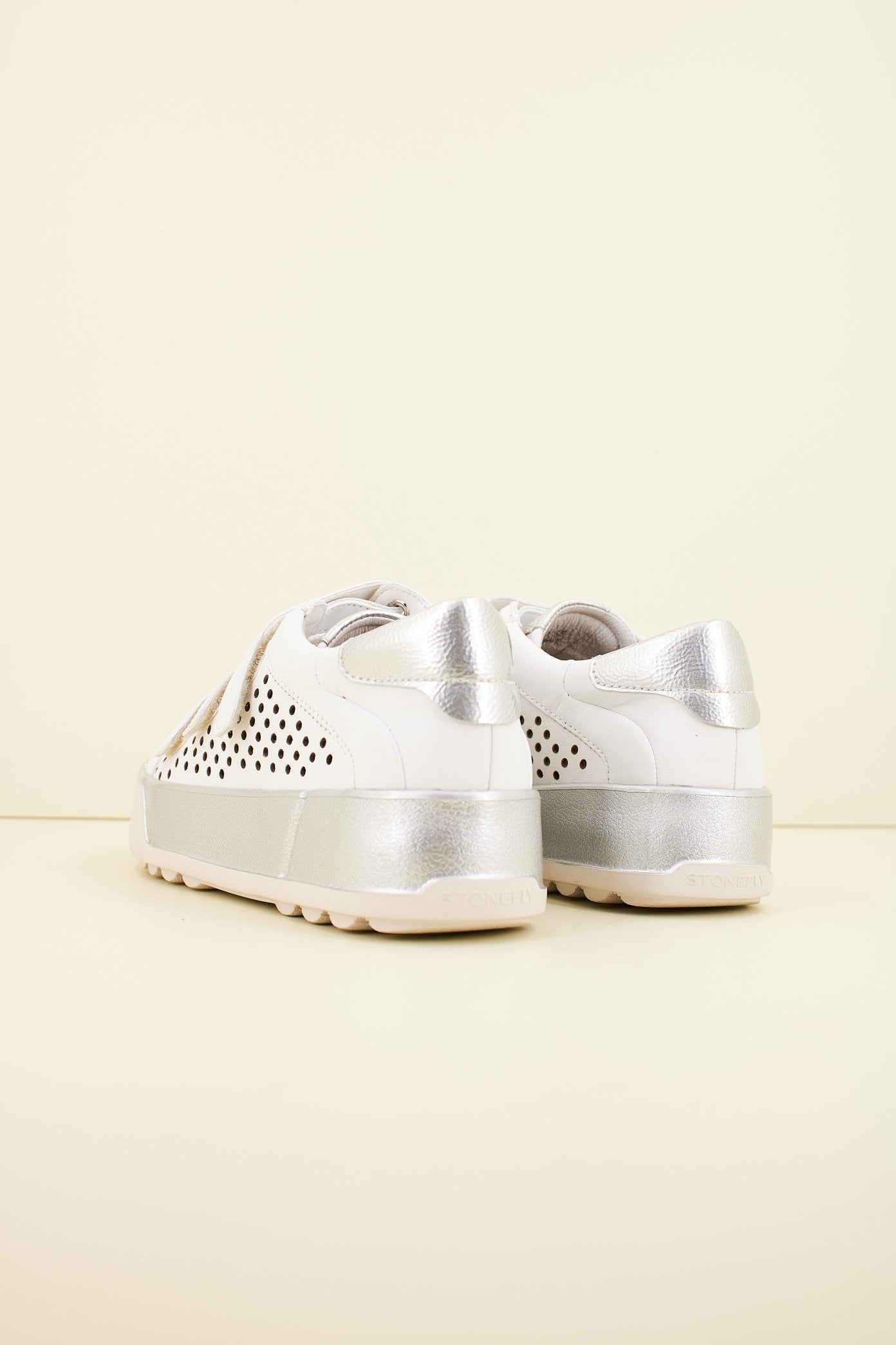 STONEFLY STELLA NAPPA en color BLANCO (3)