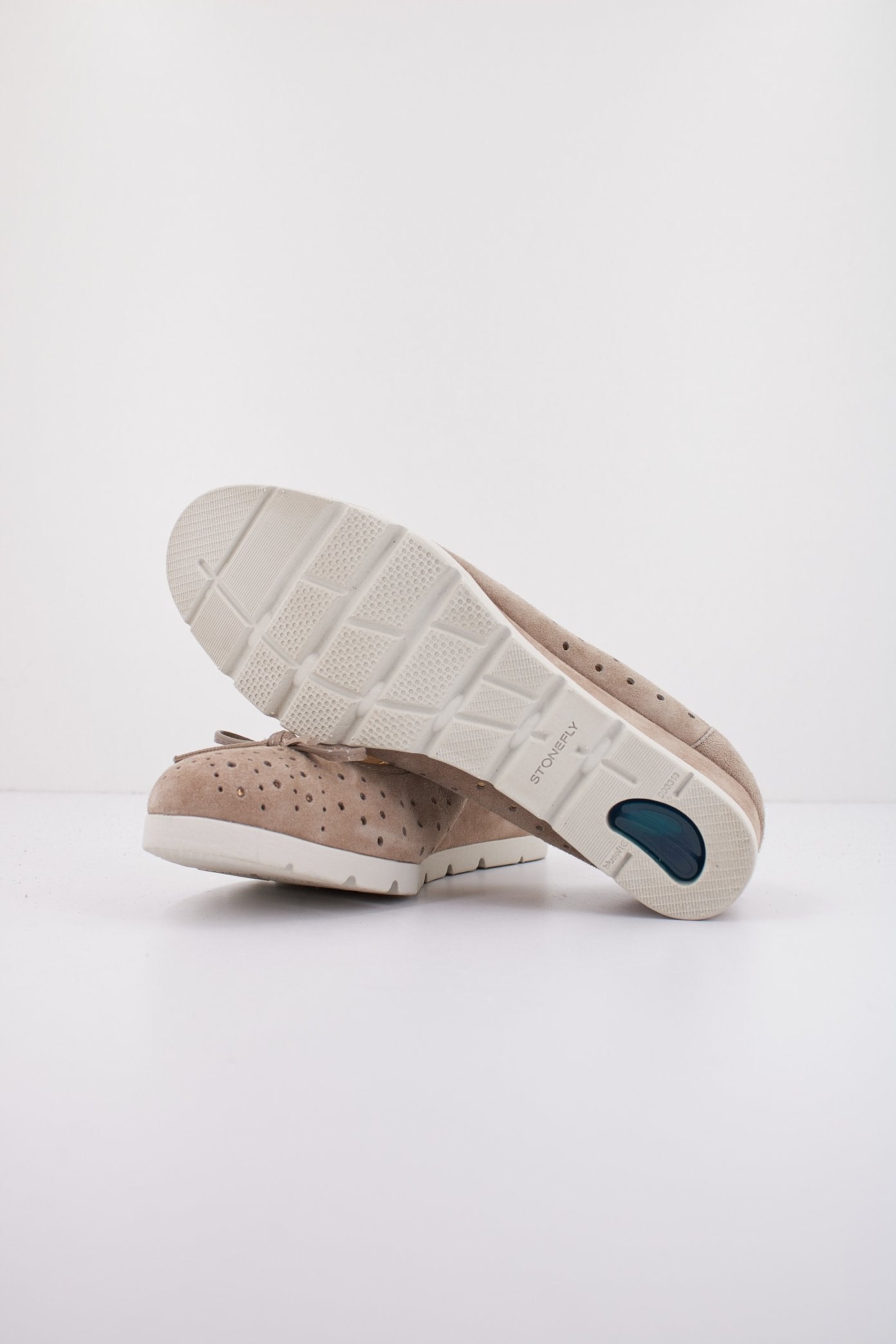STONEFLY MILLY GOAT SUEDE en color BEIS (4)