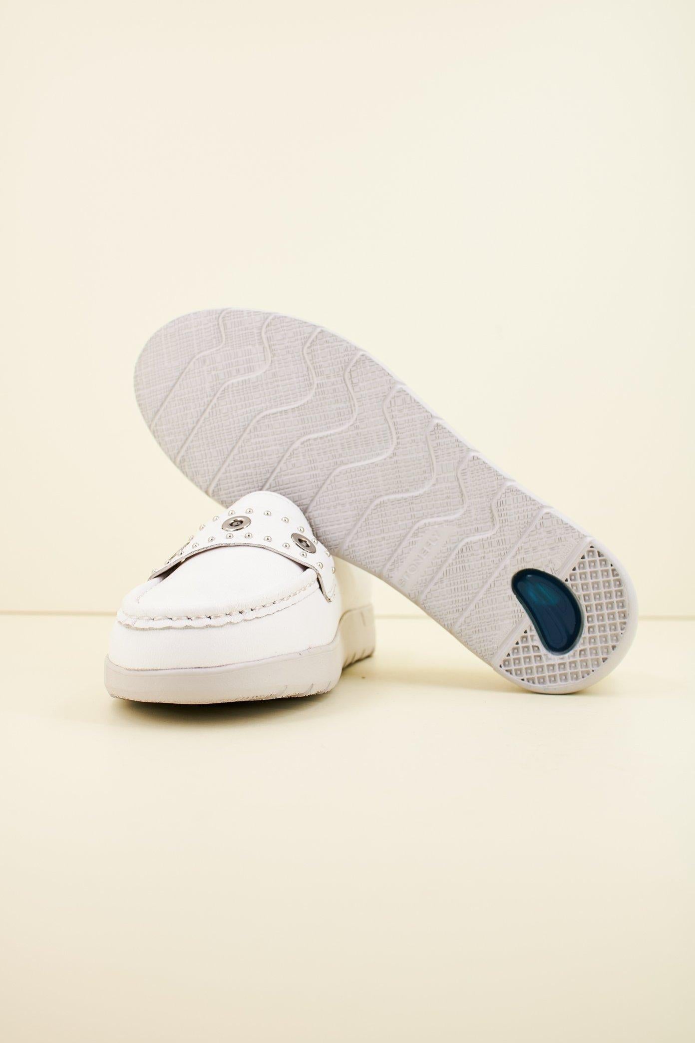 STONEFLY SARYN NAPPA en color BLANCO (4)