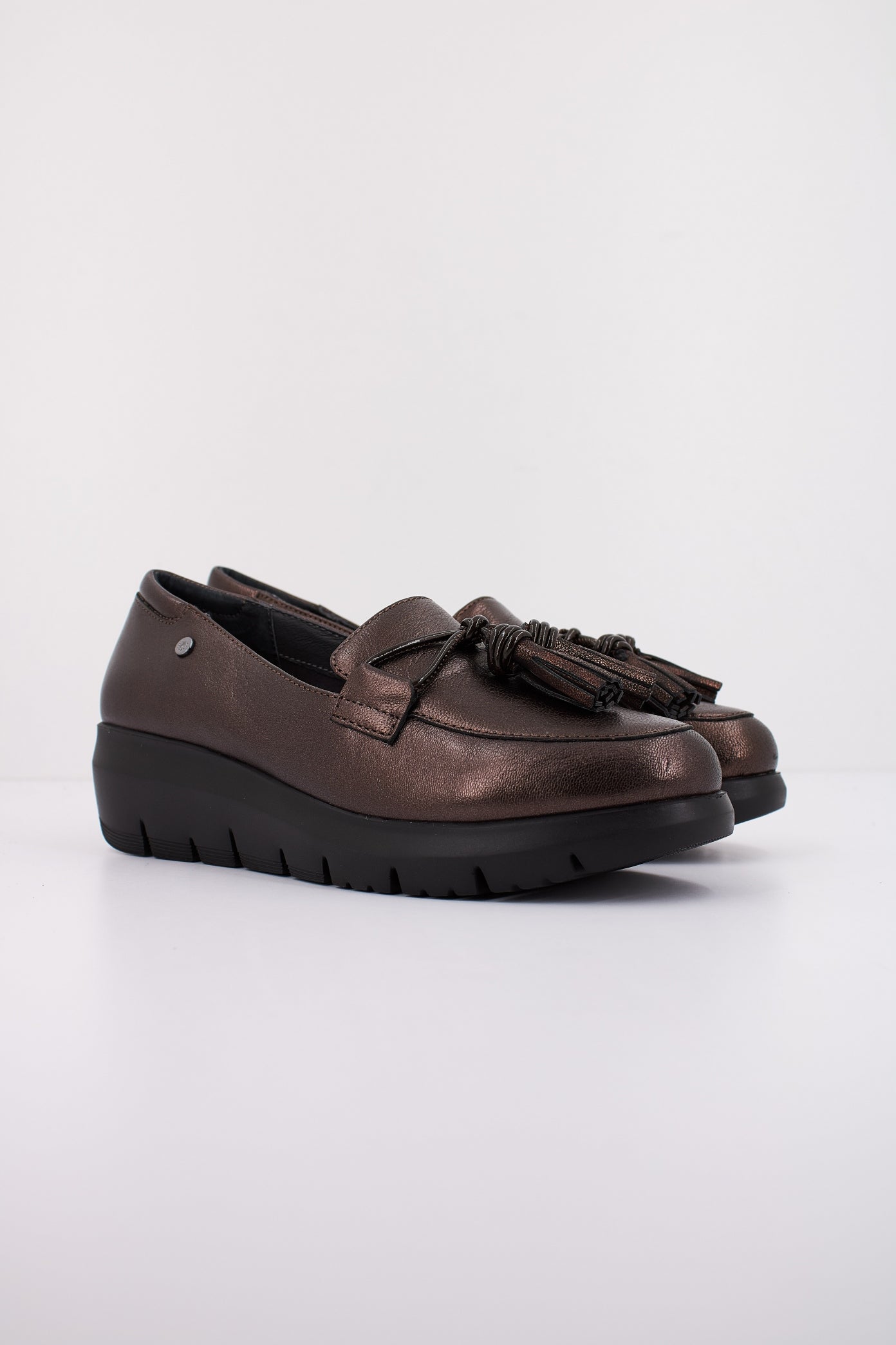 STONEFLY PLUME LAMINATED LTH en color BRONCE (2)