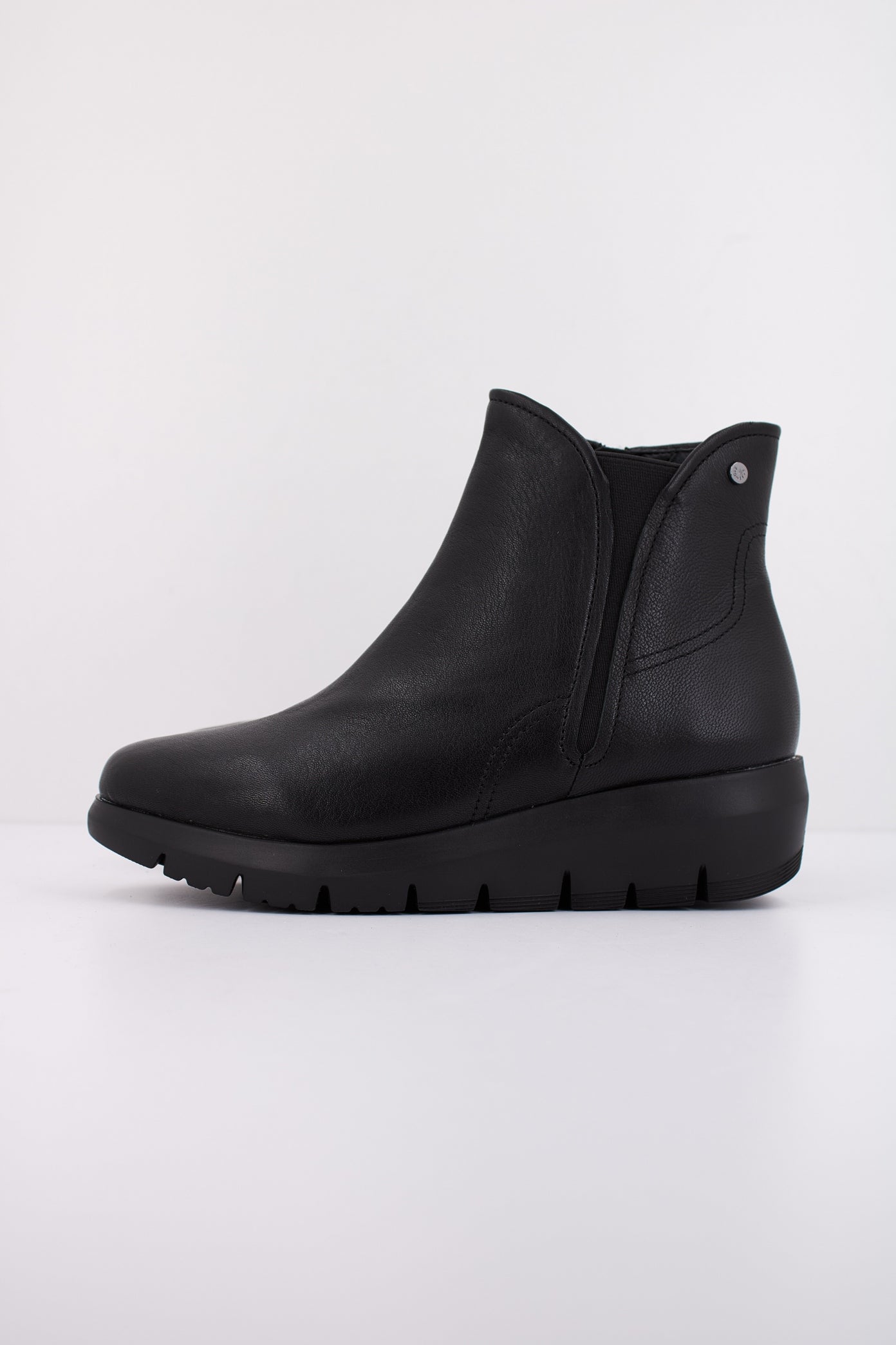 STONEFLY PLUME GOAT LTH en color NEGRO (1)