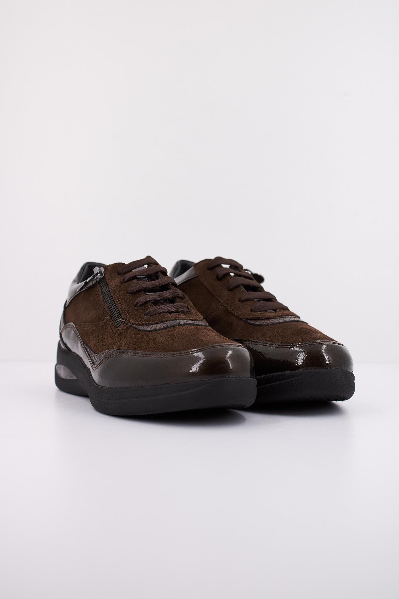 STONEFLY AURORA VELOUR/S PATENT en color MARRON (2)