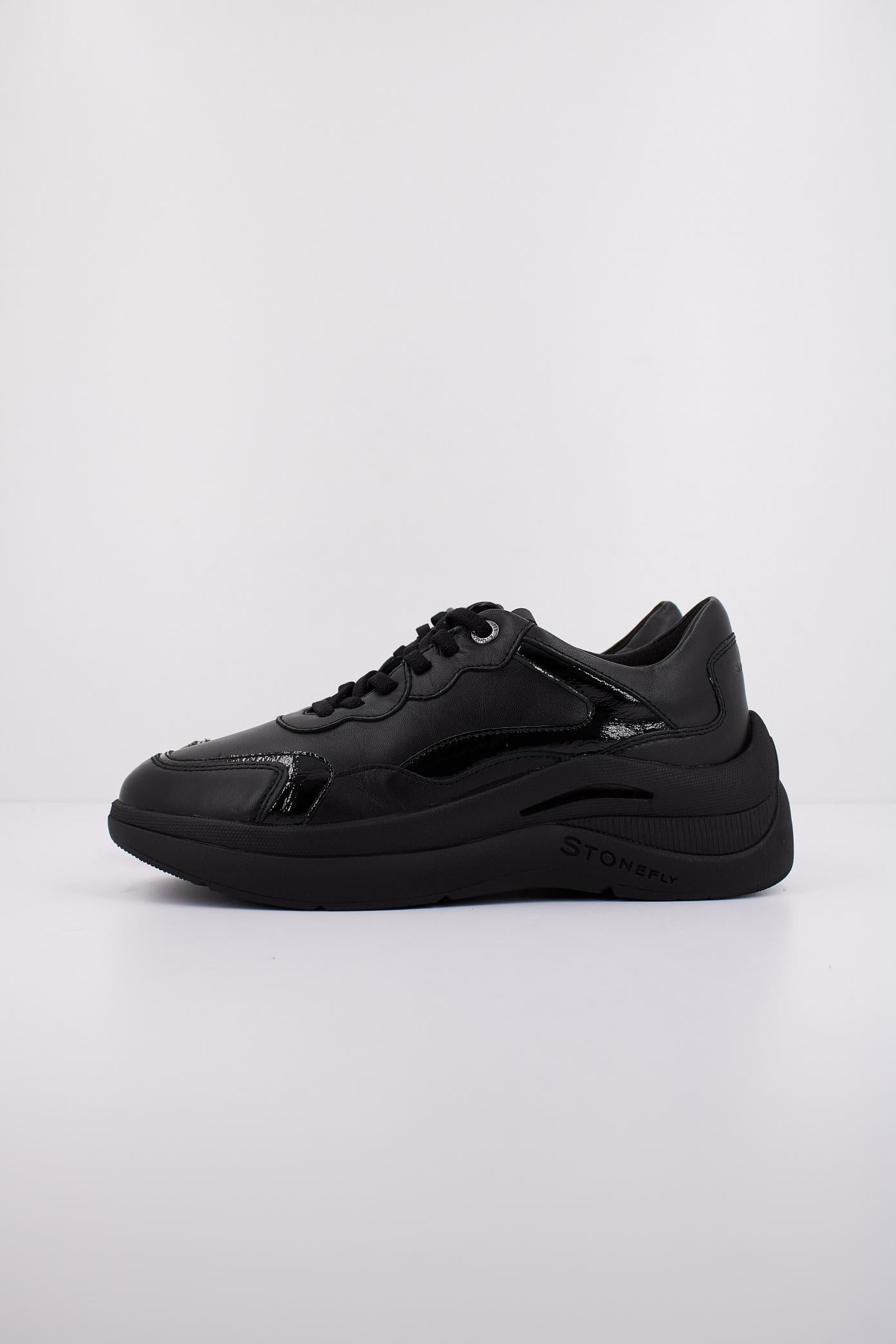 STONEFLY ROCHA NAPPA LTH/PATENT LTH en color NEGRO (1)