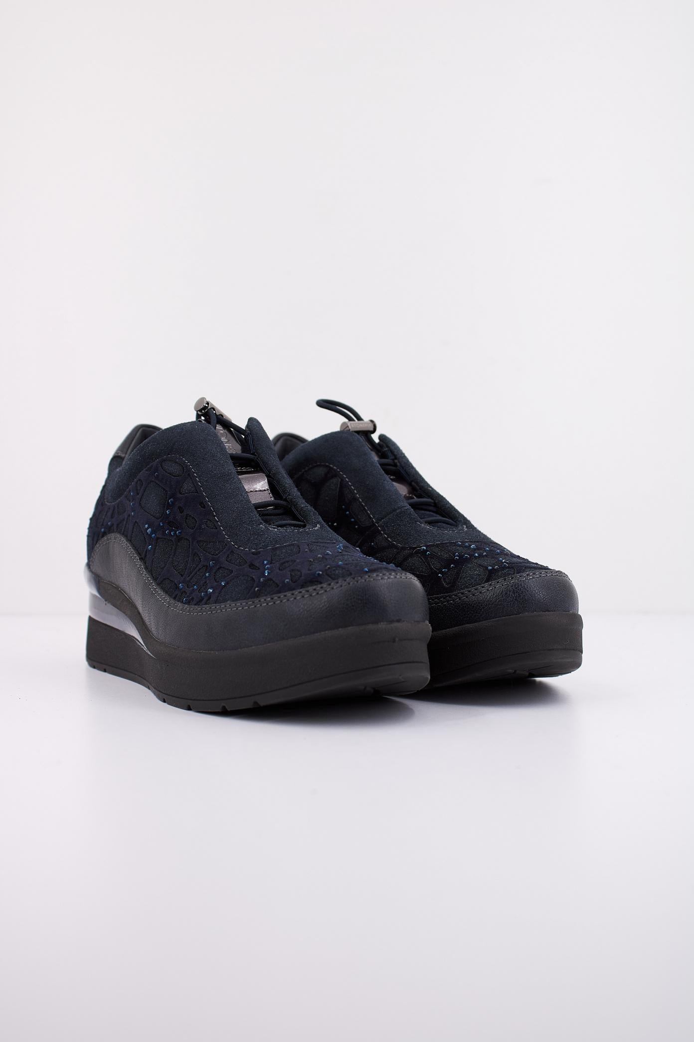STONEFLY CREAM en color AZUL (2)