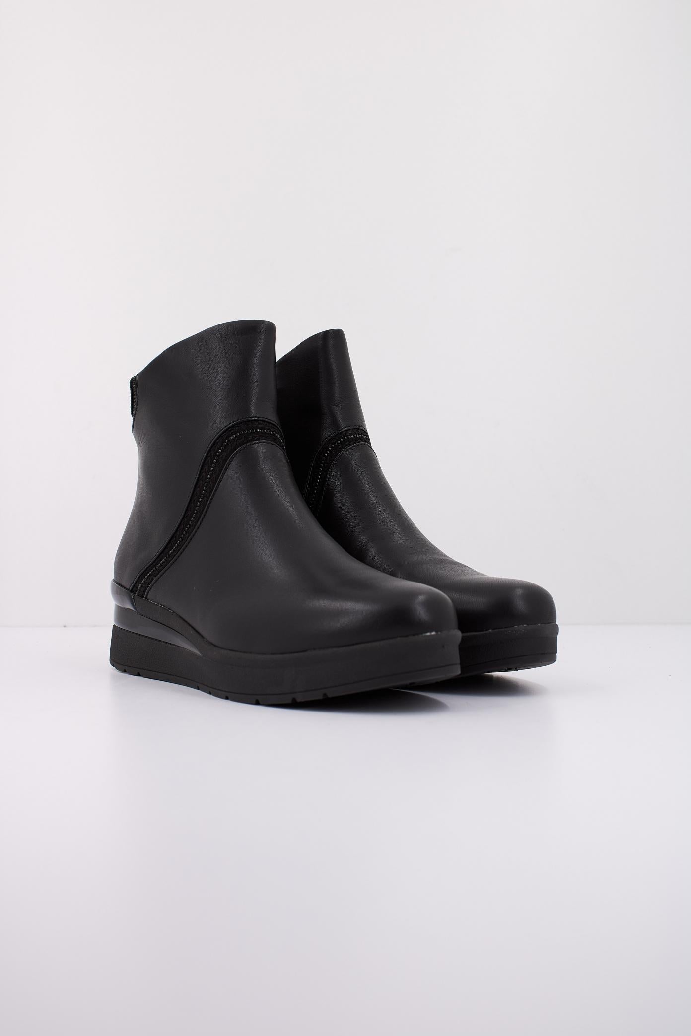 STONEFLY CREAM NAPPA LTH en color NEGRO (2)