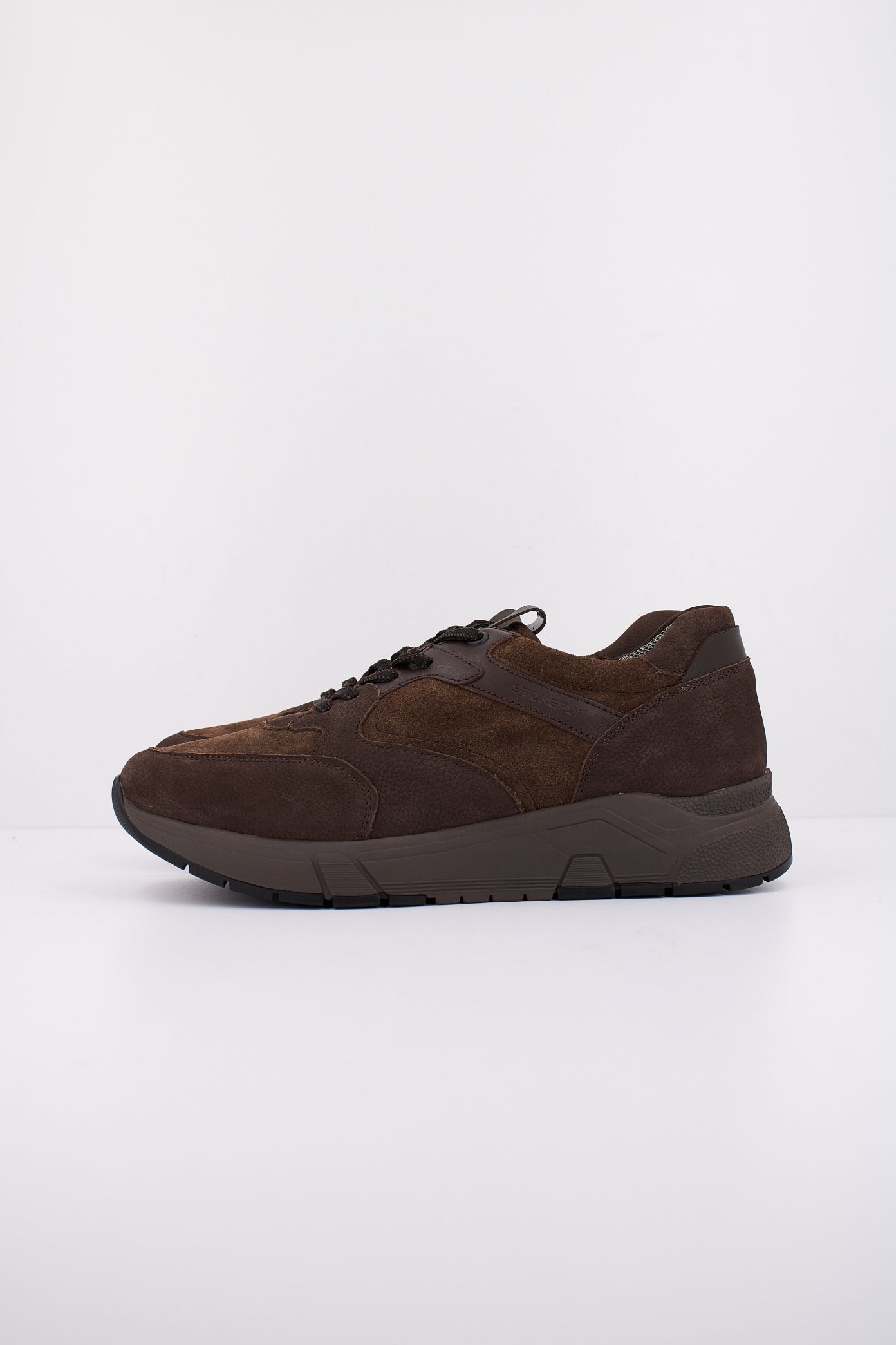 STONEFLY ACTION NABUK/VELOUR en color MARRON (1)