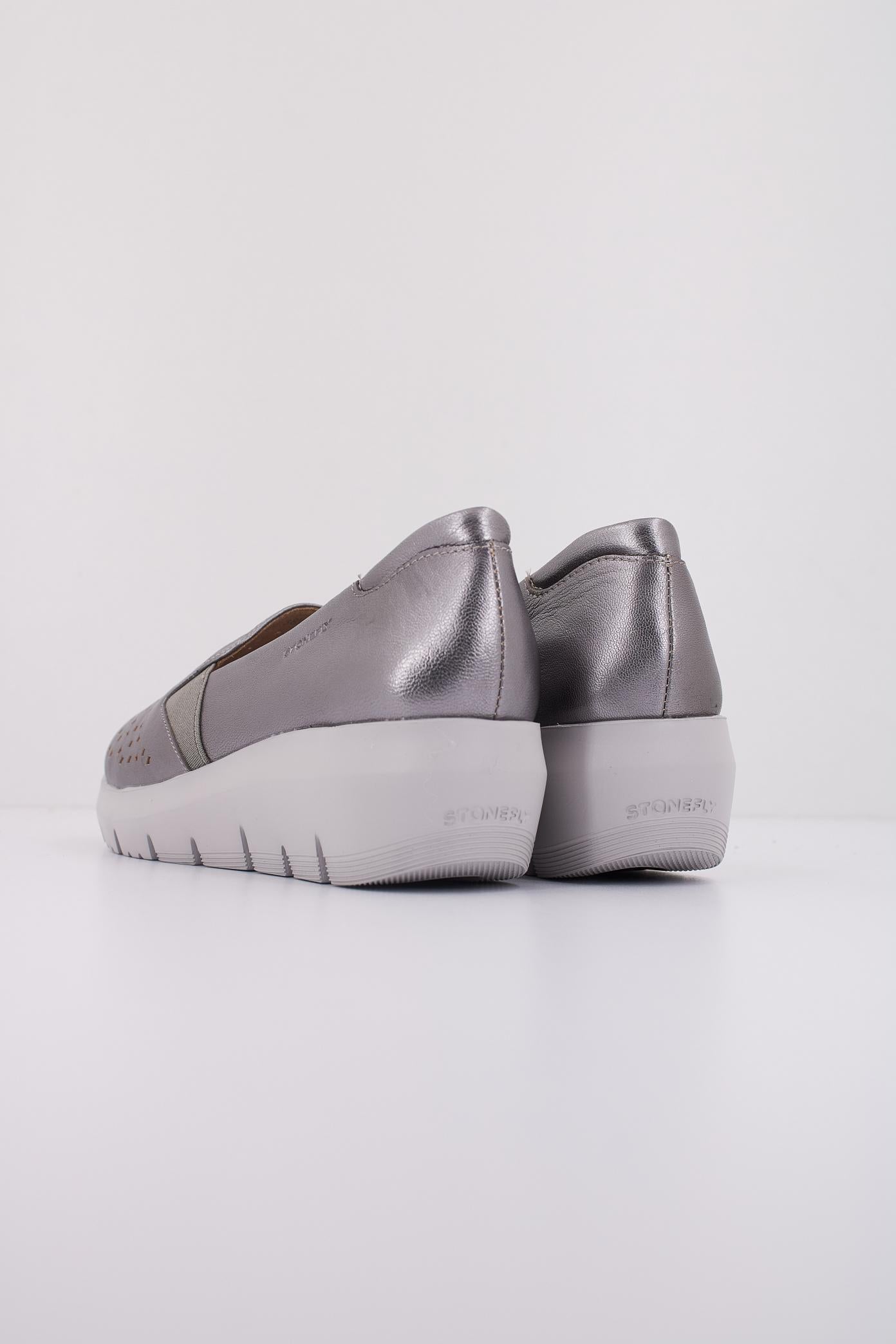 STONEFLY PLUME LAMINATED LTH en color PLATA (4)