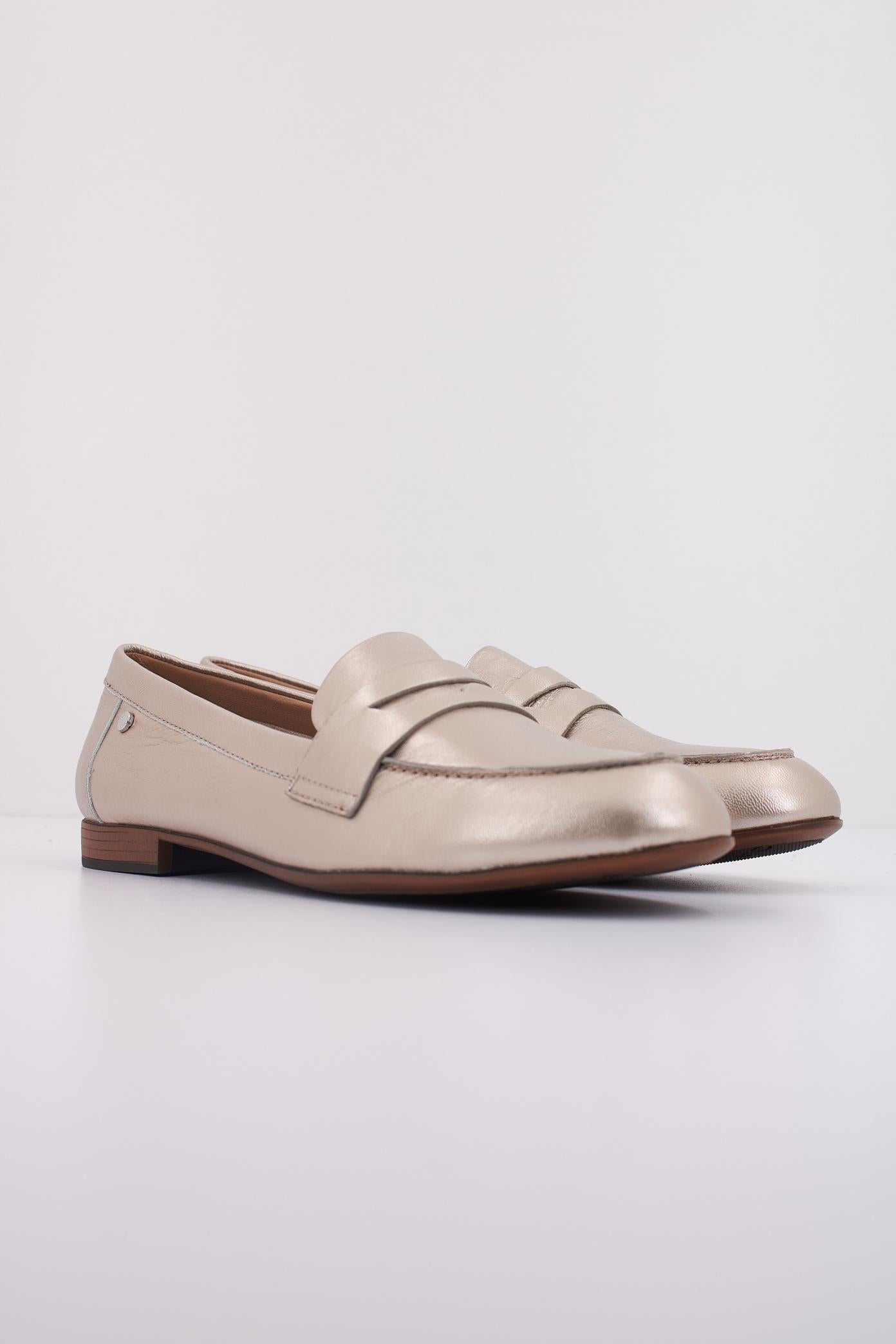STONEFLY ADEL LAMINATED LTH en color PLATA (3)