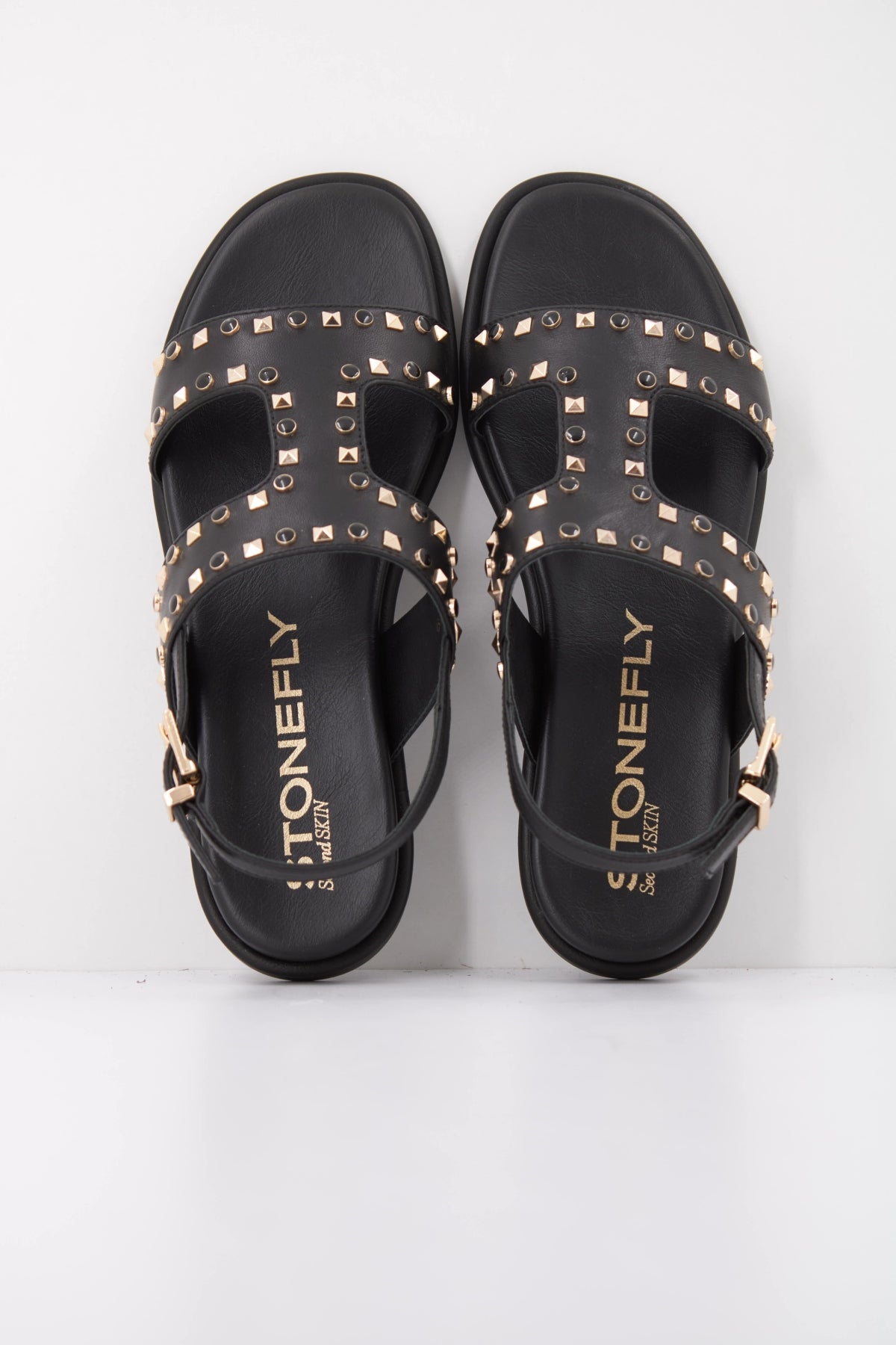 STONEFLY GEMMA NAP STUDS en color NEGRO (3)