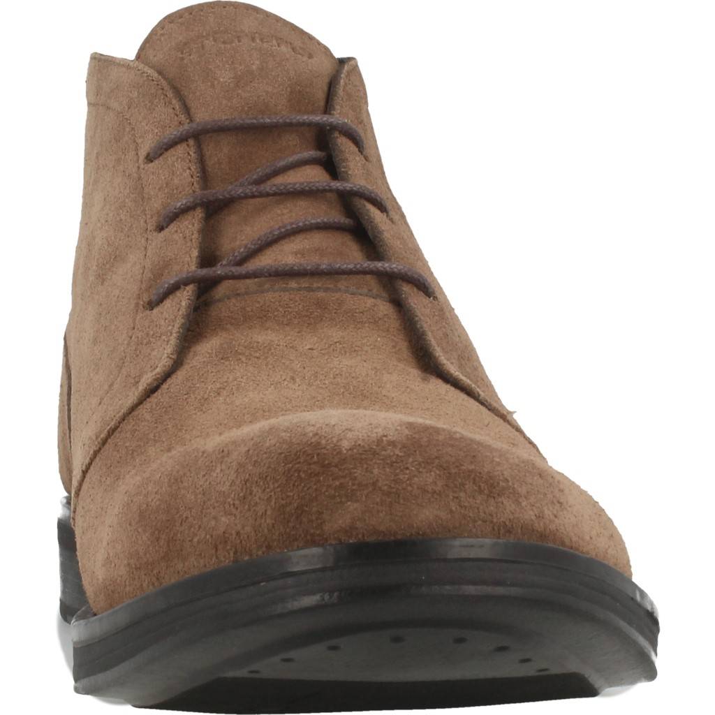STONEFLY CLASS en color MARRON (6)