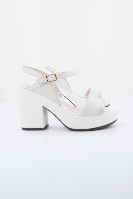 STONEFLY CAROL CALF GLITTER en color BLANCO (2)