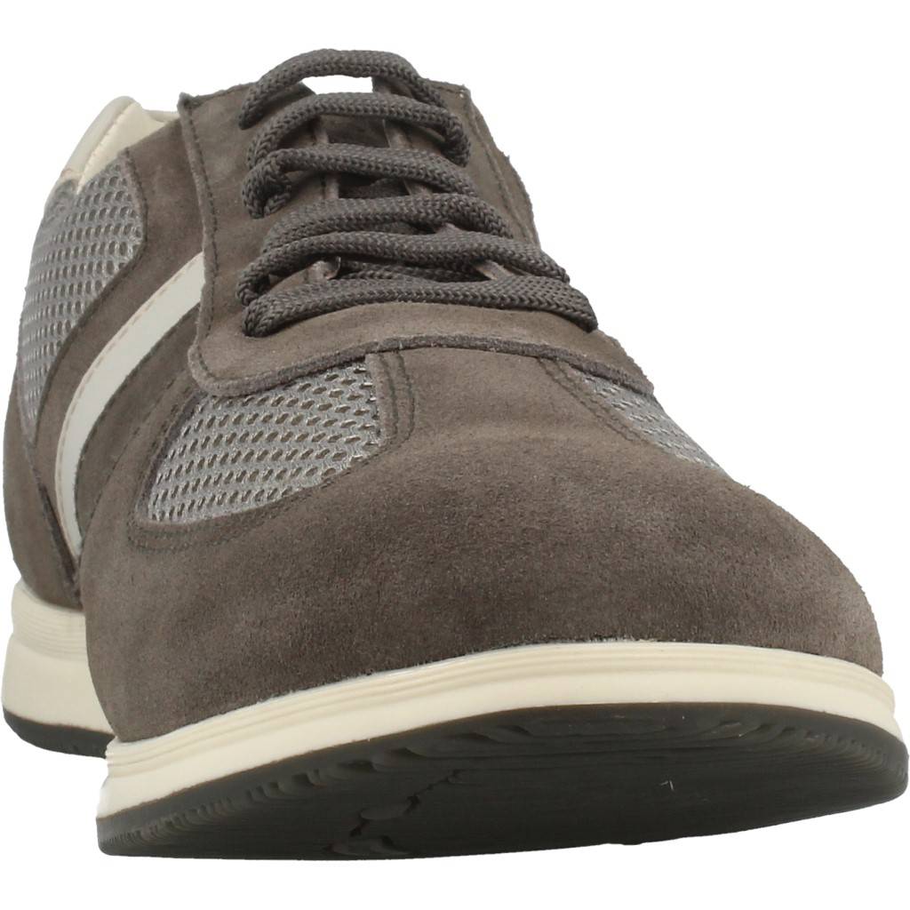 STONEFLY WALKY en color MARRON (6)