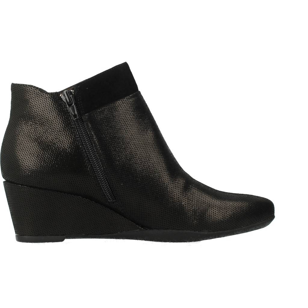 STONEFLY EMILY VELOUR en color NEGRO (4)