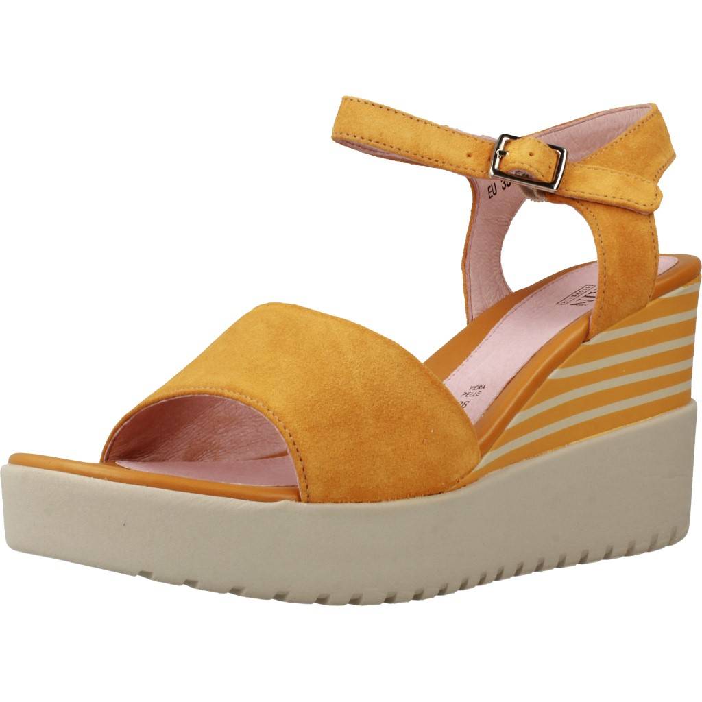 STONEFLY ELY en color AMARILLO (1)