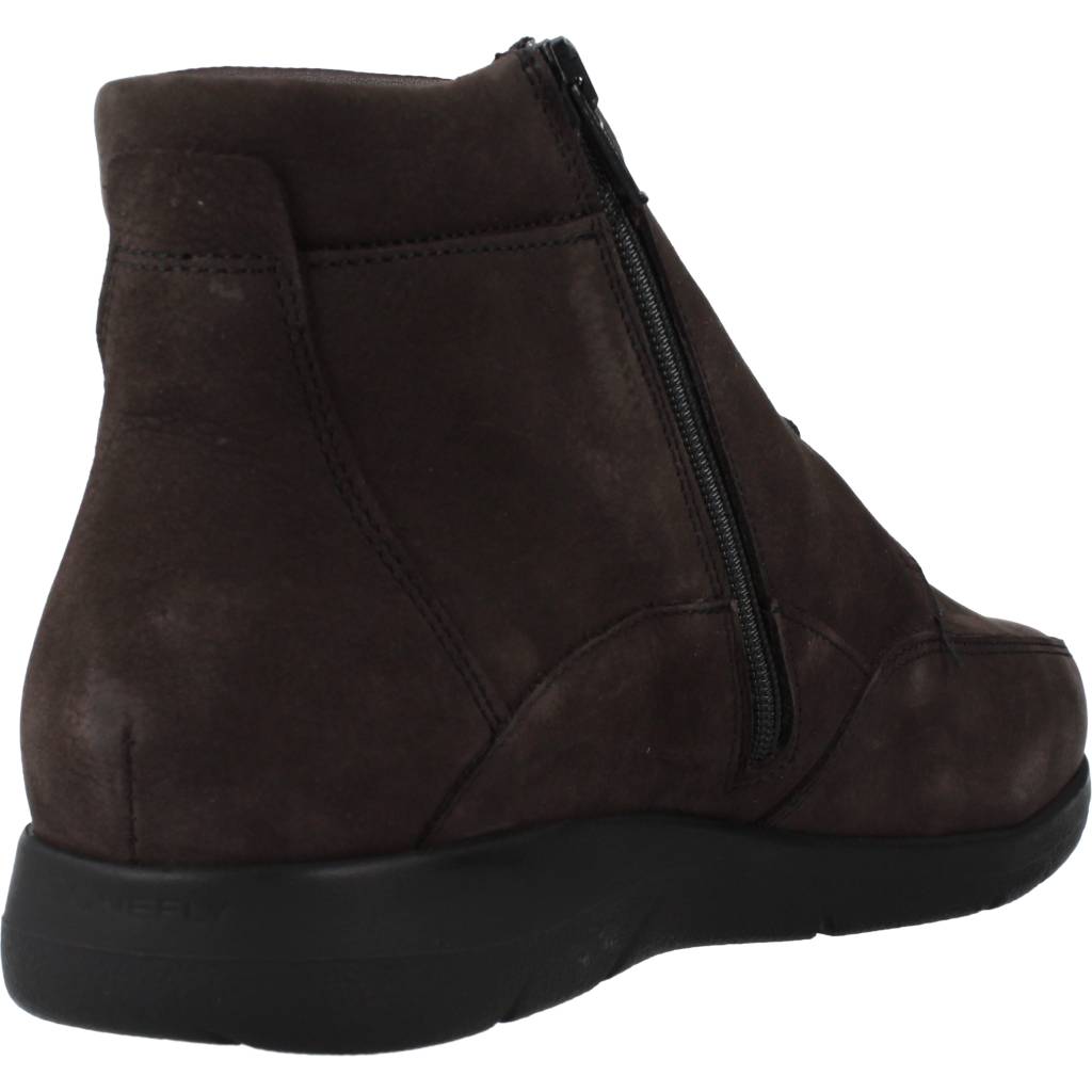 STONEFLY SPACE MAN OUTDRY NUBUK ID en color MARRON (3)