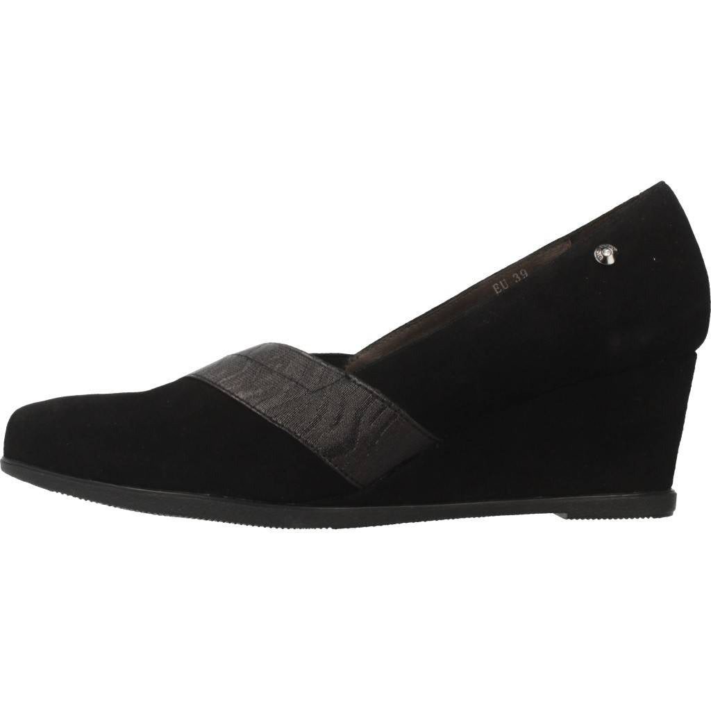 STONEFLY EMILY II GOAT SUEDE en color NEGRO (2)