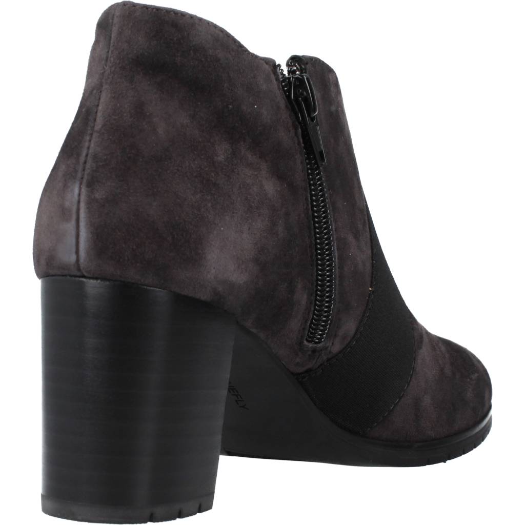 STONEFLY JESS GOAT SUEDE en color GRIS (3)