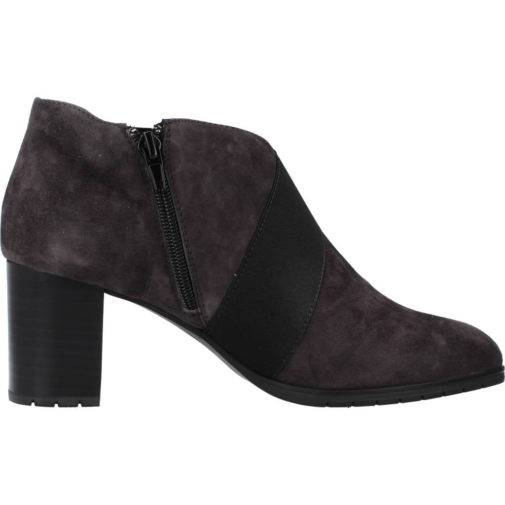 STONEFLY JESS GOAT SUEDE en color GRIS (4)