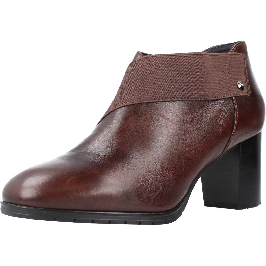 STONEFLY JESS en color MARRON (1)