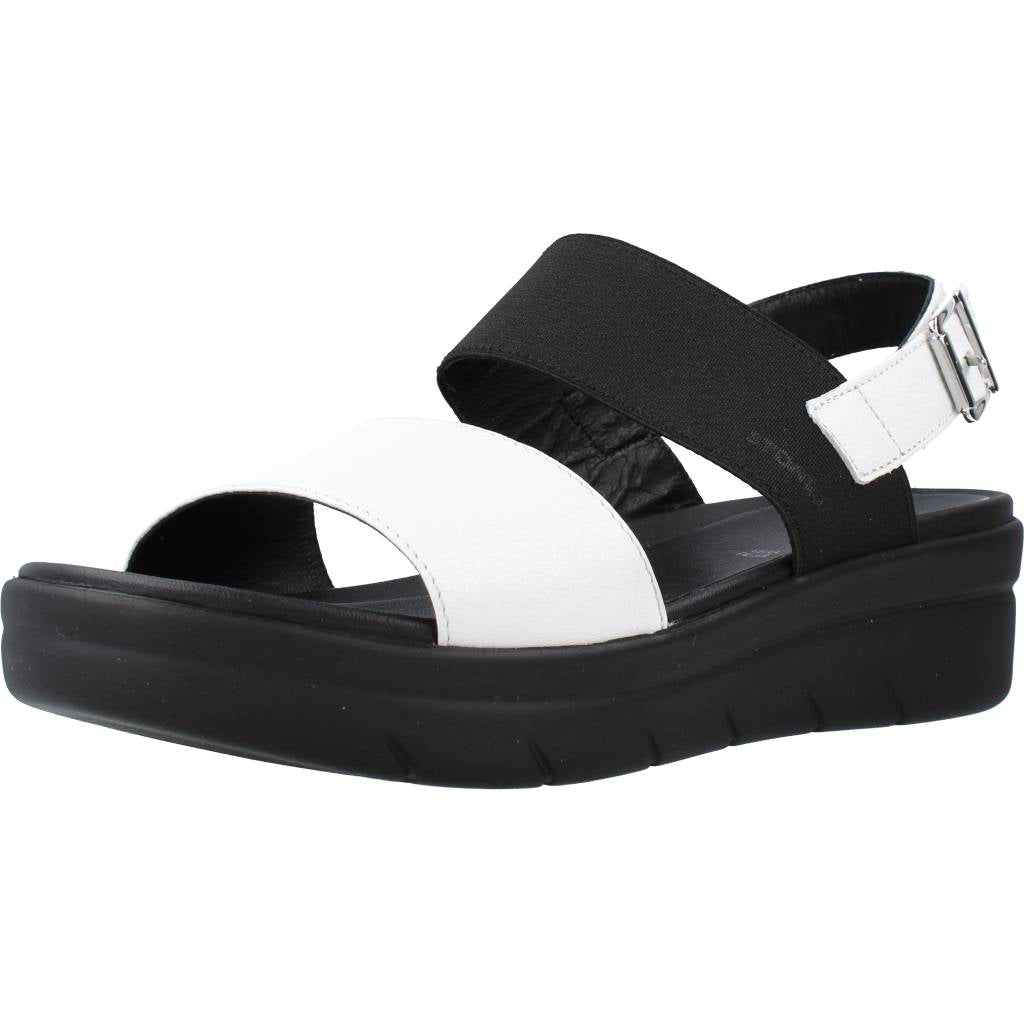 STONEFLY AQUA III NAPPA en color NEGRO (1)