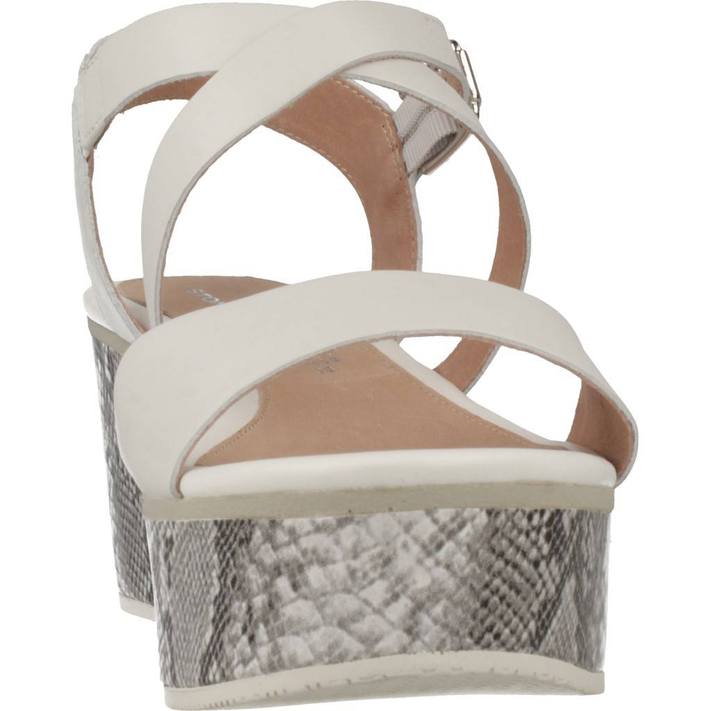 STONEFLY DIVA en color BLANCO (6)