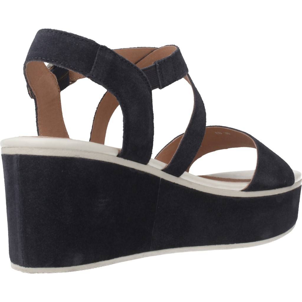 STONEFLY DIVA VELOUR en color AZUL (3)