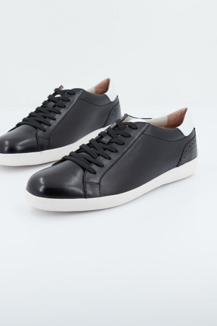 STONEFLY OSCAR CALF en color NEGRO (1)