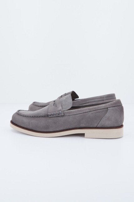 STONEFLY ANDREW VELOUR en color GRIS (2)