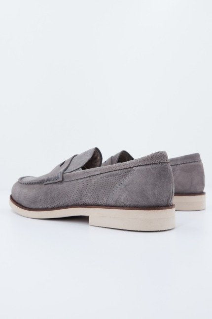 STONEFLY ANDREW VELOUR en color GRIS (3)
