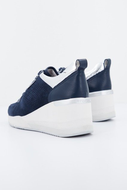 STONEFLY ELLA VELOUR/NAPPA en color AZUL (3)