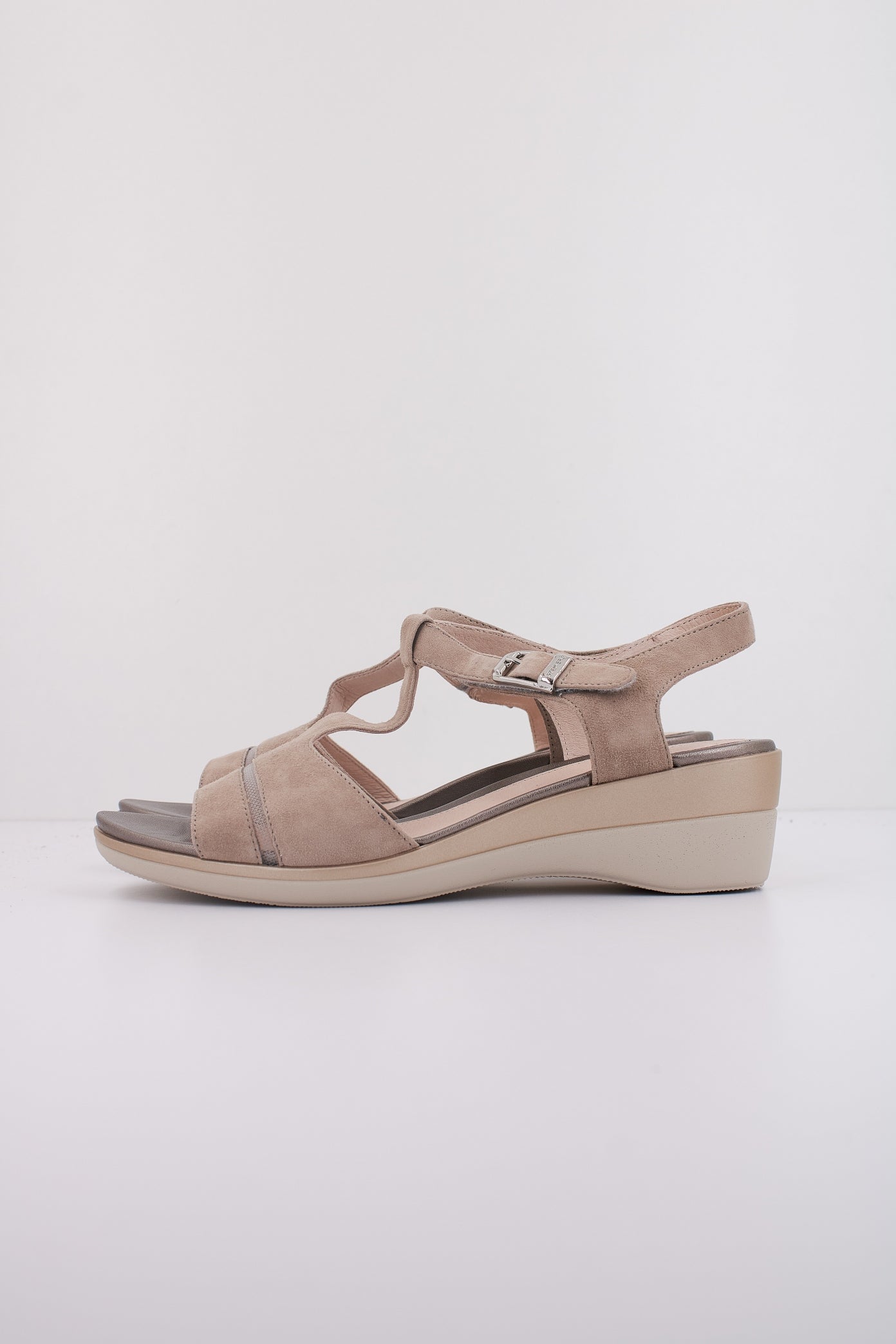 STONEFLY VANITY III GOAT SUEDE en color MARRON CLARO (1)
