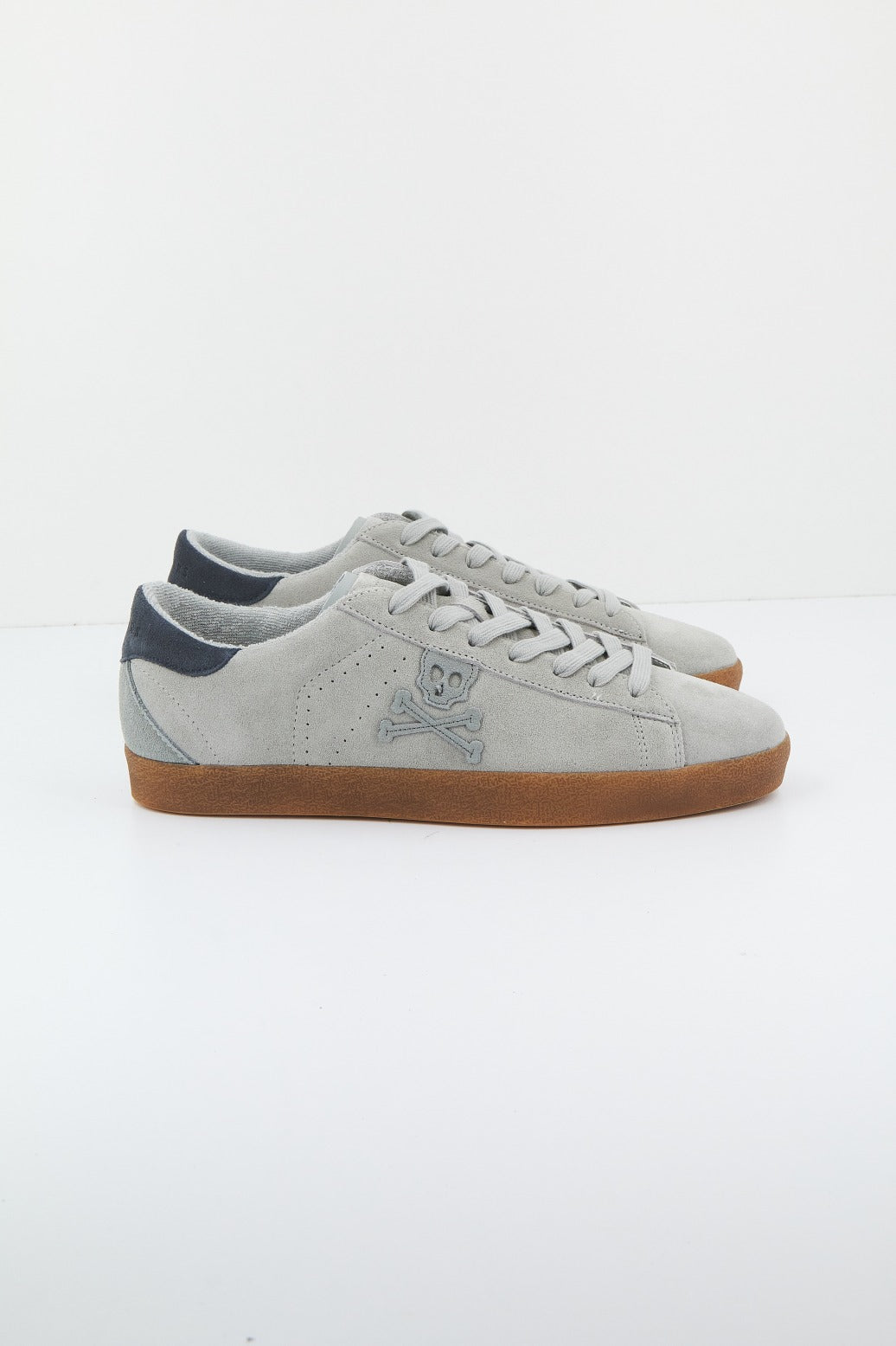 SCALPERS HENRY SUEDE en color GRIS (2)