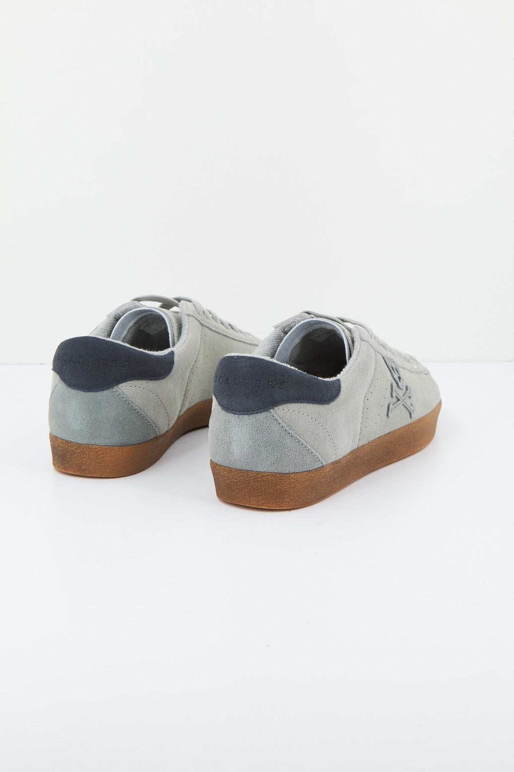 SCALPERS HENRY SUEDE en color GRIS (3)