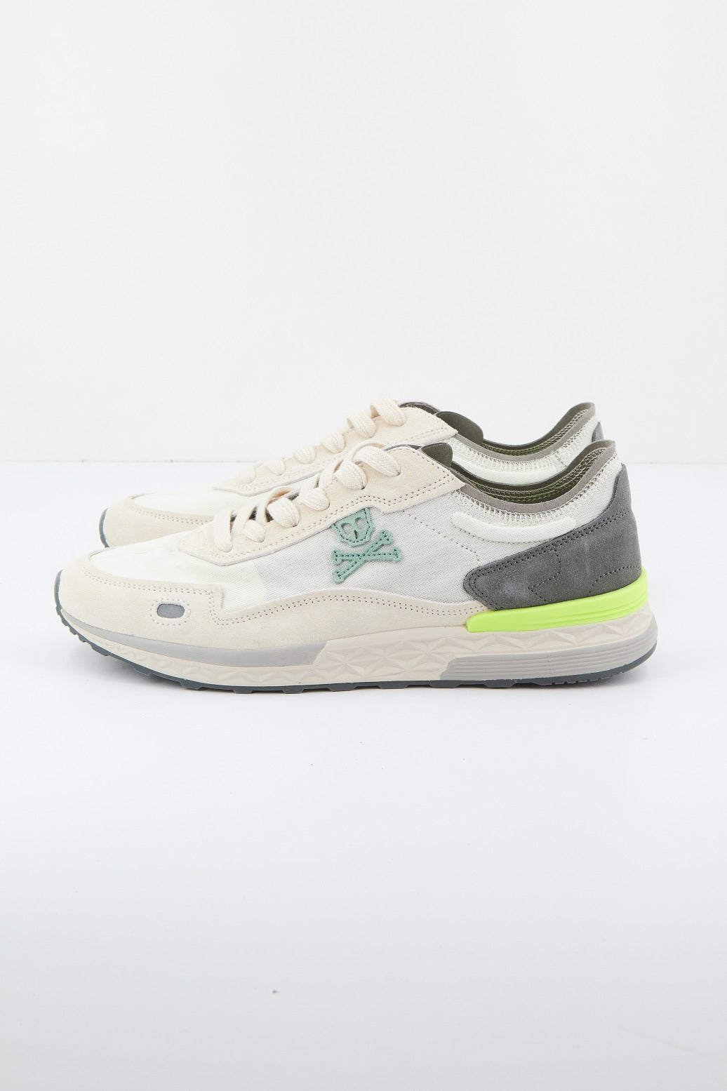 SCALPERS MOON H en color BLANCO (2)