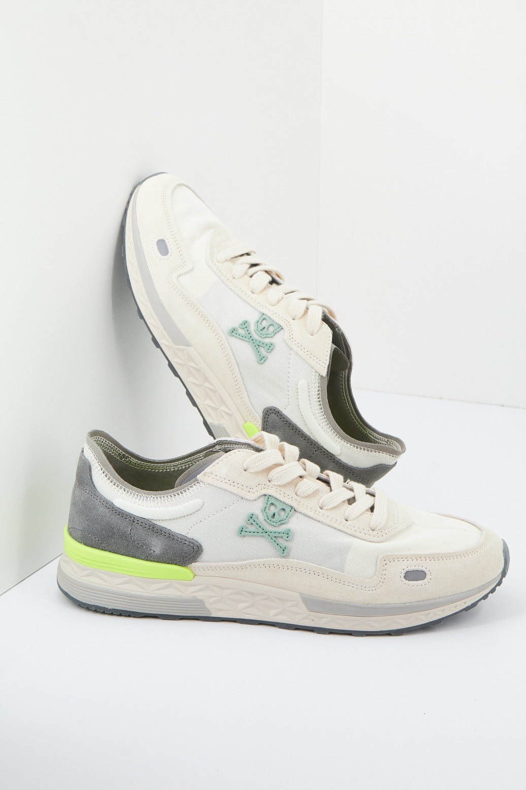 SCALPERS MOON H en color BLANCO (4)