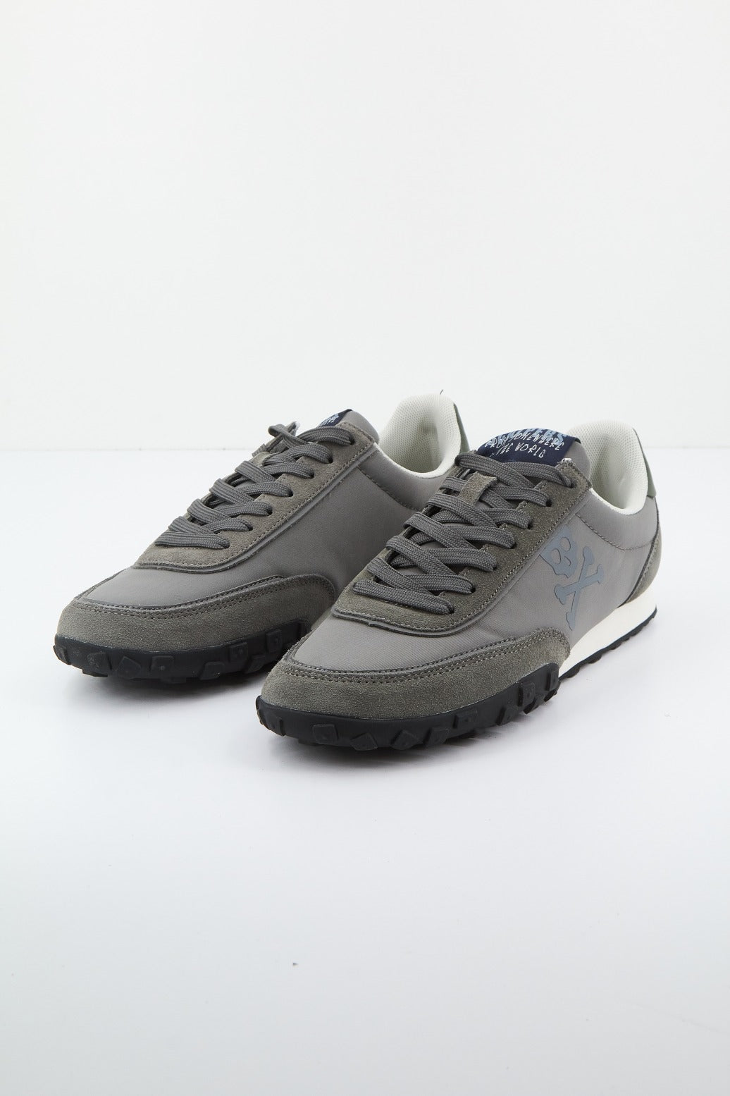 SCALPERS DACH H en color GRIS (1)