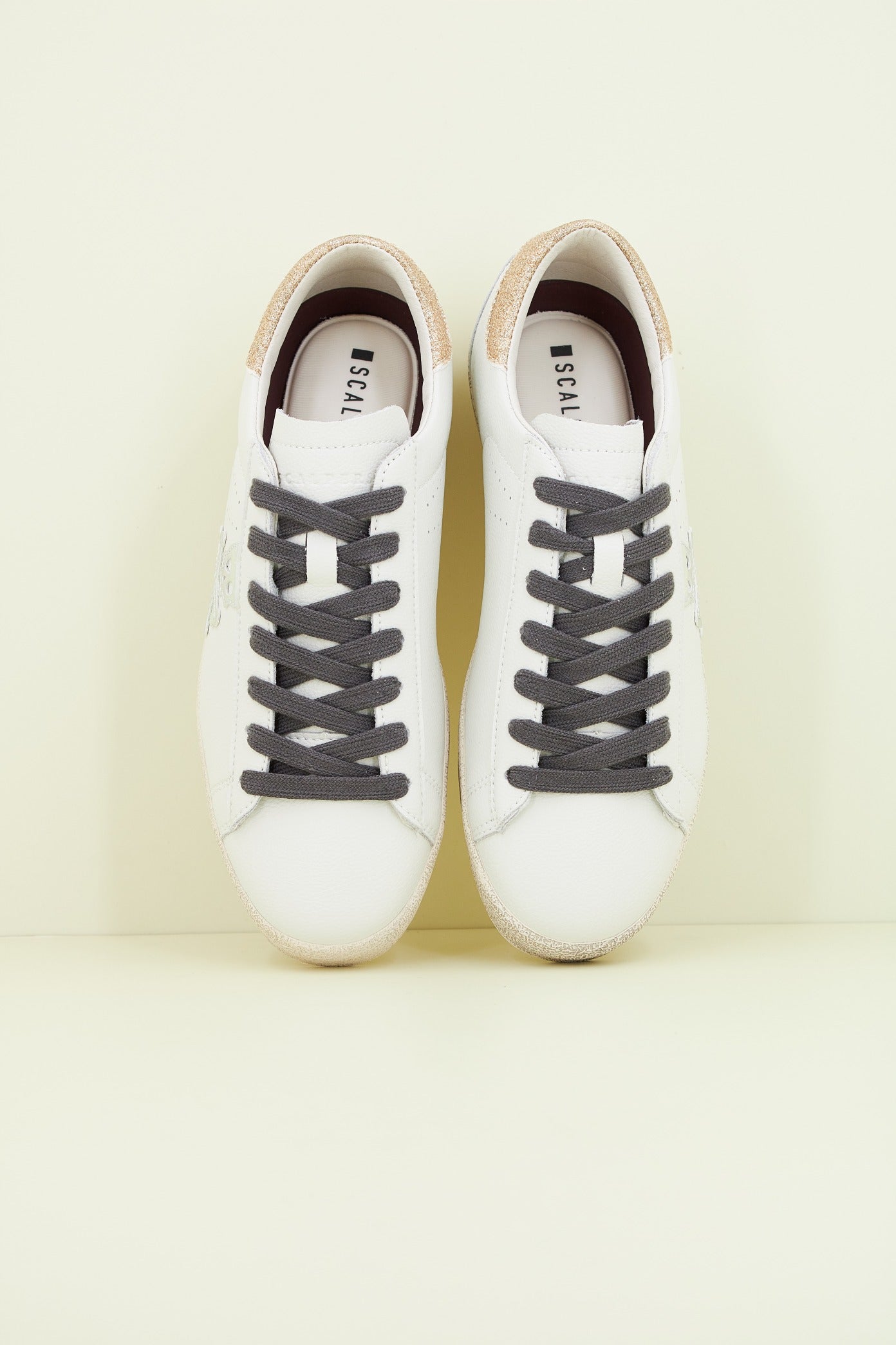 SCALPERS HENRY D en color BLANCO (2)