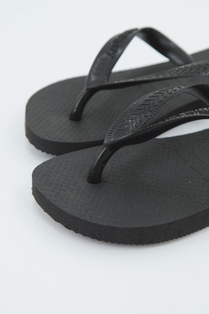 HAVAIANAS en color NEGRO (4)