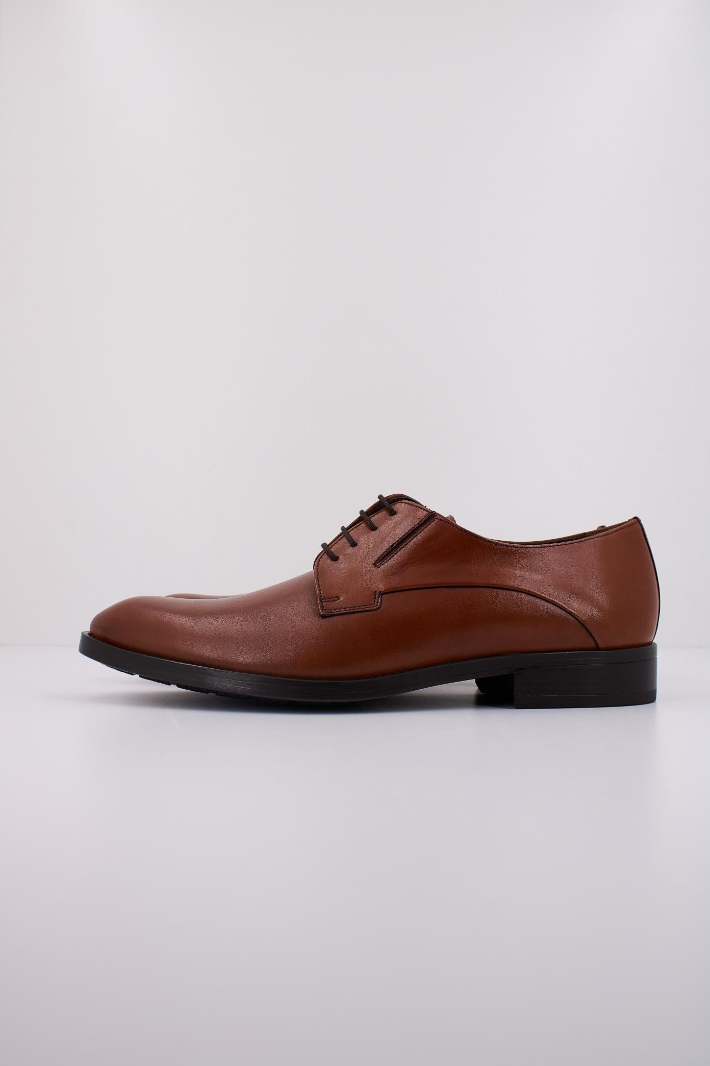 SERGIO SERRANO S en color MARRON (1)